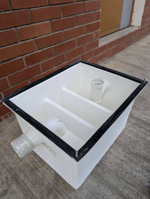 Trampa de grasas de 55L - Imagen 4